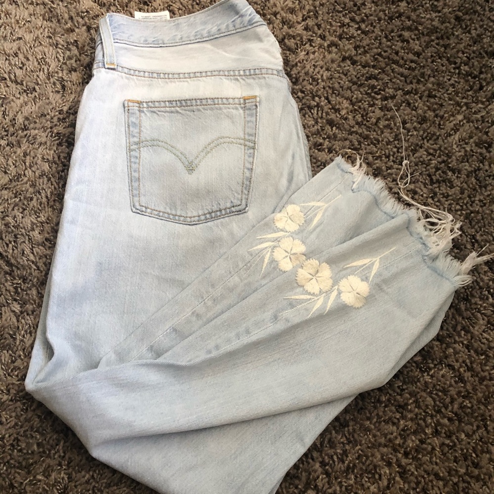 Levi’s light blue jeans.